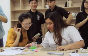 being of service to the Chinese